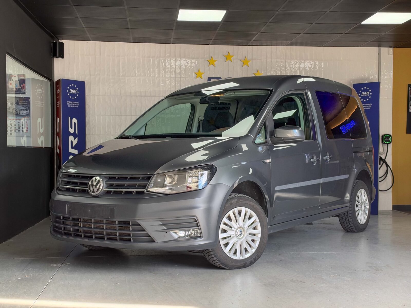 VOLKSWAGEN Caddy 2.0 TDI Trendline 