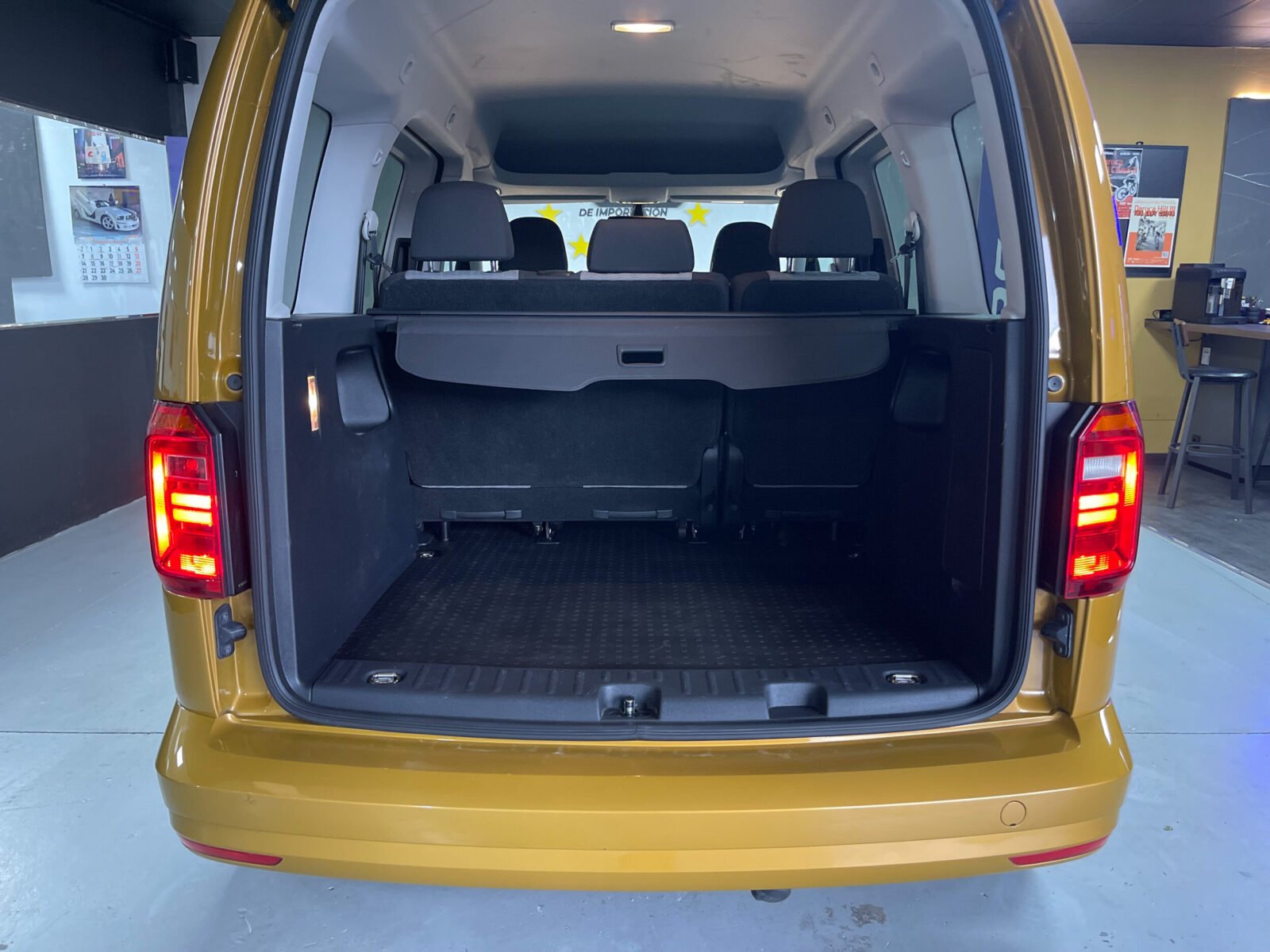 VOLKSWAGEN Caddy 2.0 TDI Comfortline Bluemotion Tech