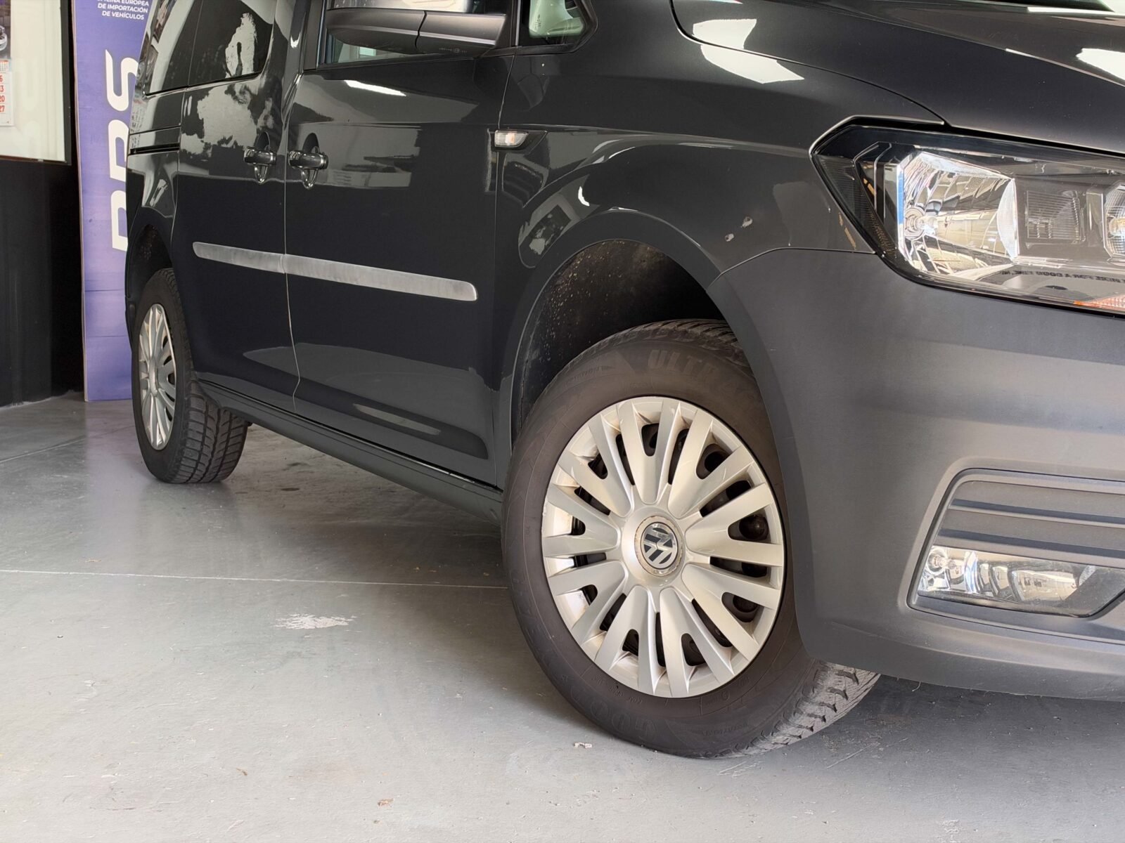 VOLKSWAGEN Caddy 2.0 TDI Trendline 