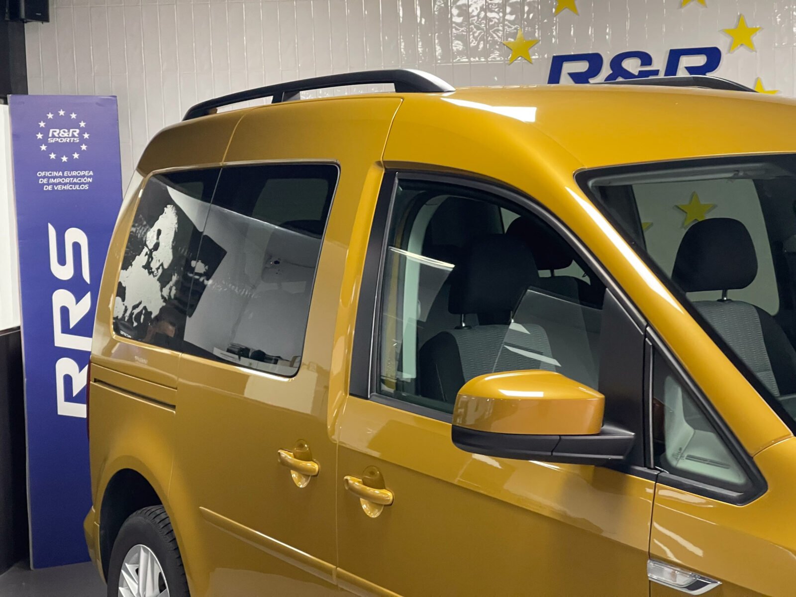 VOLKSWAGEN Caddy 2.0 TDI Comfortline Bluemotion Tech