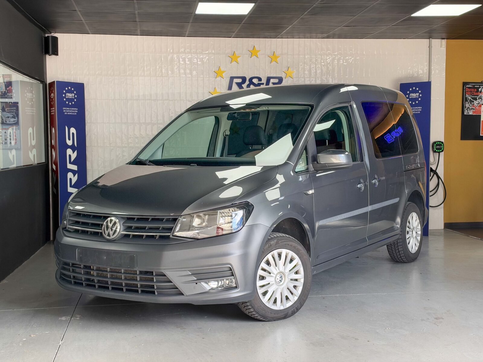 VOLKSWAGEN Caddy 2.0 TDI Trendline 