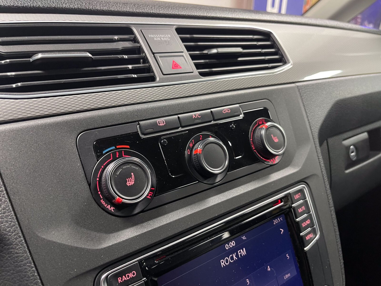 VOLKSWAGEN Caddy 2.0 TDI Comfortline Bluemotion Tech